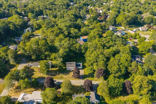 12 Cairnslea Ln, Scituate, MA 02066