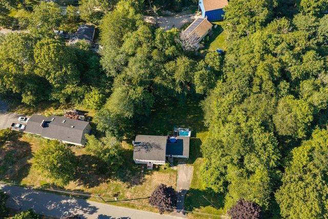 12 Cairnslea Ln, Scituate, MA 02066