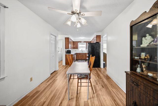 278 Earl Slate Rd, Clarksville, TN 37043