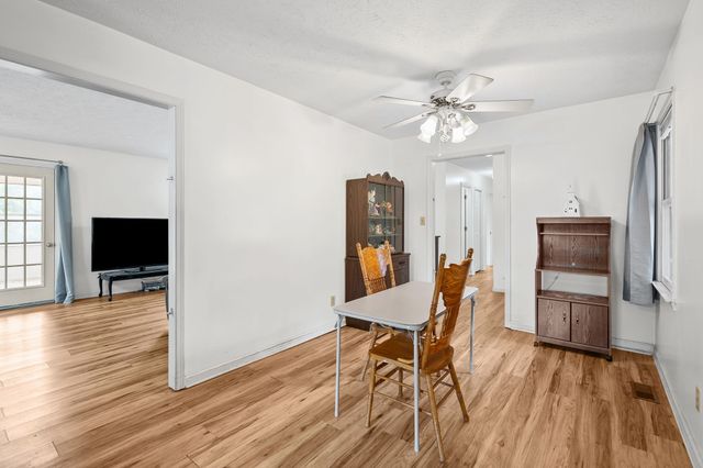 278 Earl Slate Rd, Clarksville, TN 37043
