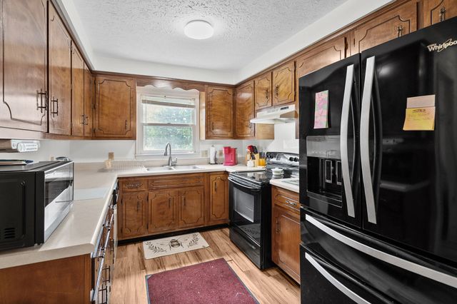 278 Earl Slate Rd, Clarksville, TN 37043