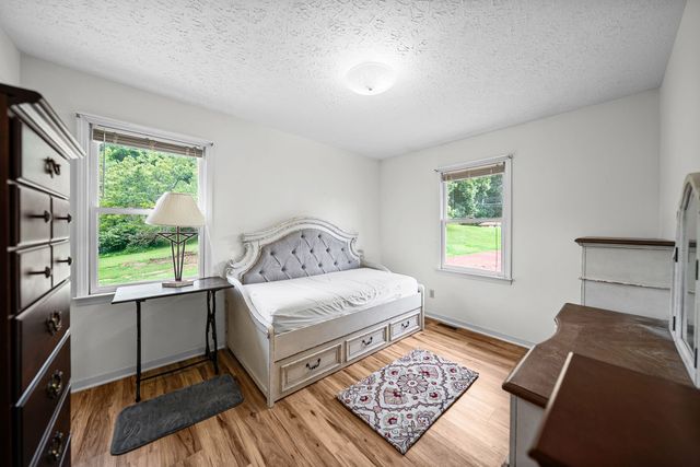 278 Earl Slate Rd, Clarksville, TN 37043