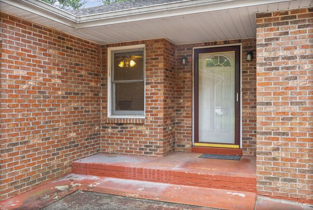 278 Earl Slate Rd, Clarksville, TN 37043