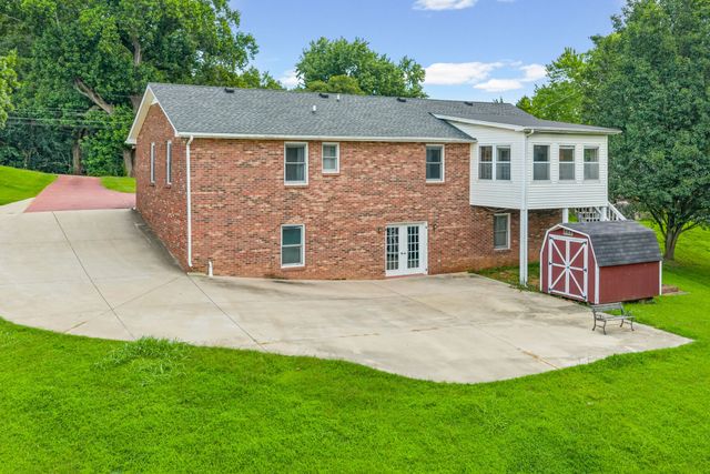 278 Earl Slate Rd, Clarksville, TN 37043