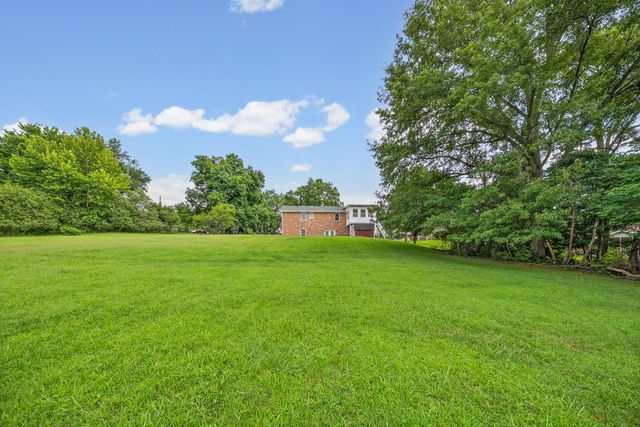 278 Earl Slate Rd, Clarksville, TN 37043