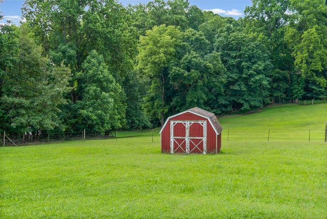 278 Earl Slate Rd, Clarksville, TN 37043