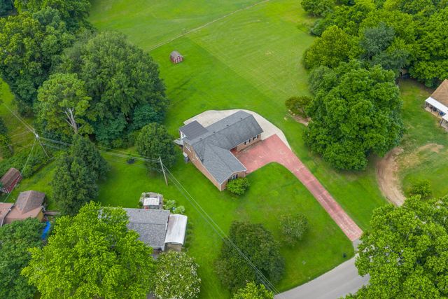 278 Earl Slate Rd, Clarksville, TN 37043