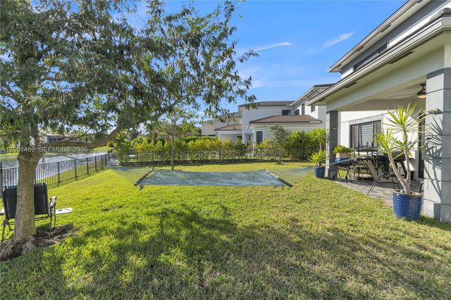 10890 Shore Street, Parkland, FL 33076