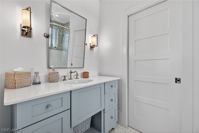 477 3rd AVE S 2, Naples, FL 34102