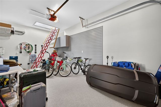 477 3rd AVE S 2, Naples, FL 34102