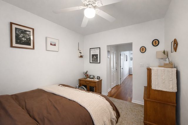 677.5 W Wrightwood Avenue 2N, Chicago, IL 60657