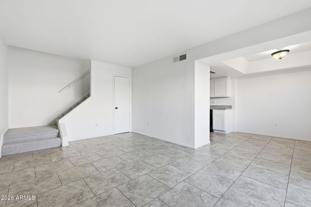 4014 S 44th Way, Phoenix, AZ 85040