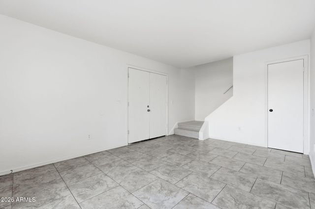 4014 S 44th Way, Phoenix, AZ 85040