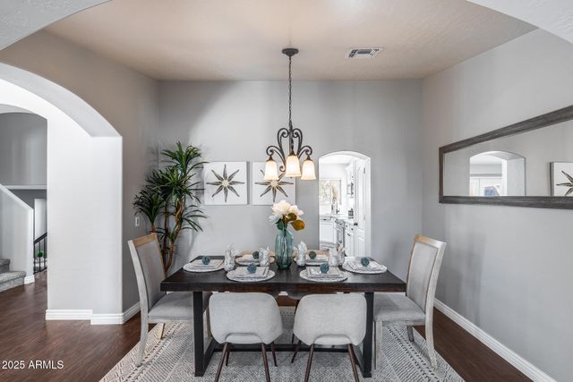 7276 W ORAIBI Drive, Glendale, AZ 85308