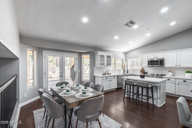 7276 W ORAIBI Drive, Glendale, AZ 85308