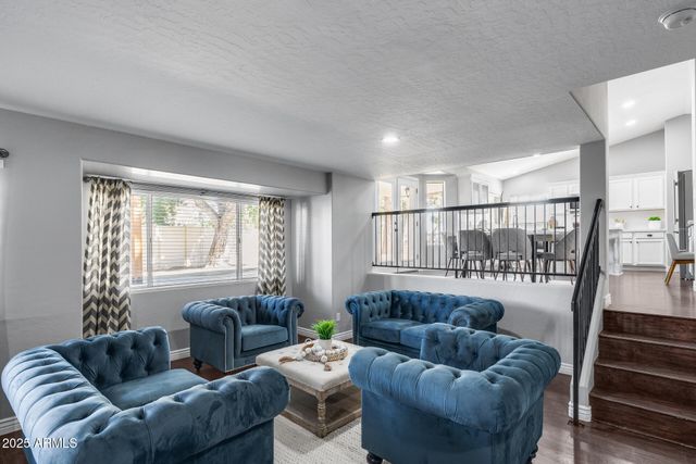 7276 W ORAIBI Drive, Glendale, AZ 85308