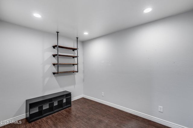 7276 W ORAIBI Drive, Glendale, AZ 85308