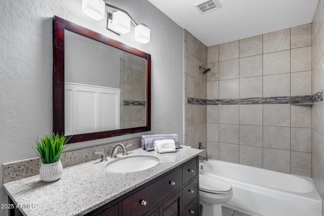 7276 W ORAIBI Drive, Glendale, AZ 85308