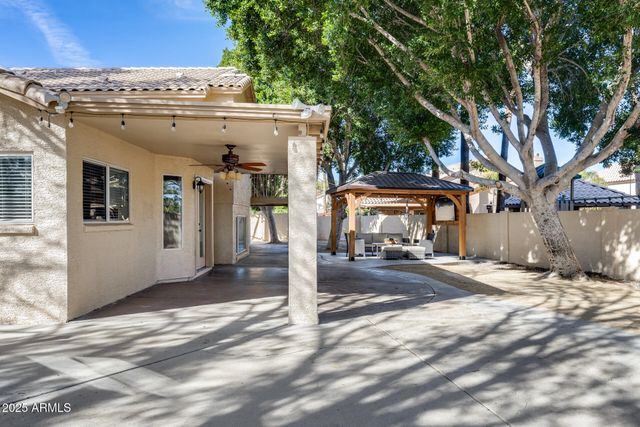 7276 W ORAIBI Drive, Glendale, AZ 85308