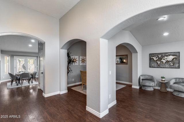 7276 W ORAIBI Drive, Glendale, AZ 85308