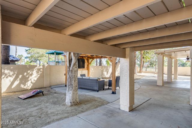 7276 W ORAIBI Drive, Glendale, AZ 85308