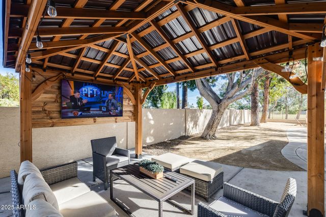 7276 W ORAIBI Drive, Glendale, AZ 85308