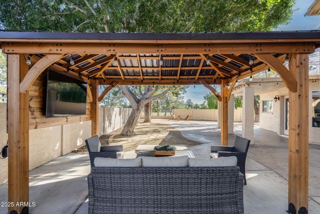 7276 W ORAIBI Drive, Glendale, AZ 85308