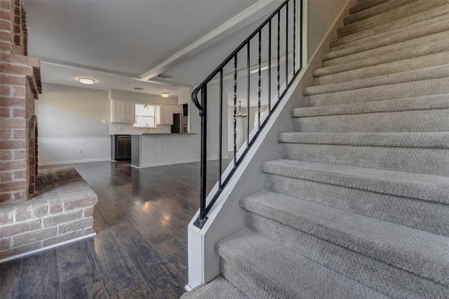 12710 Westleigh Drive, Houston, TX 77077