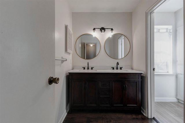 12710 Westleigh Drive, Houston, TX 77077