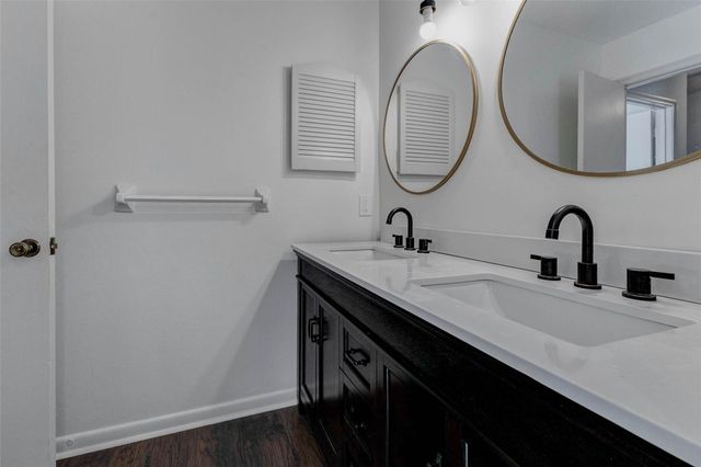 12710 Westleigh Drive, Houston, TX 77077