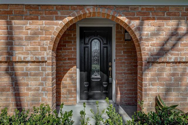 12710 Westleigh Drive, Houston, TX 77077