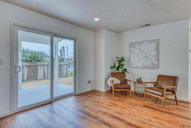 172 Paddon Place, Marina, CA 93933