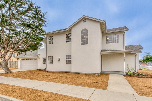 172 Paddon Place, Marina, CA 93933