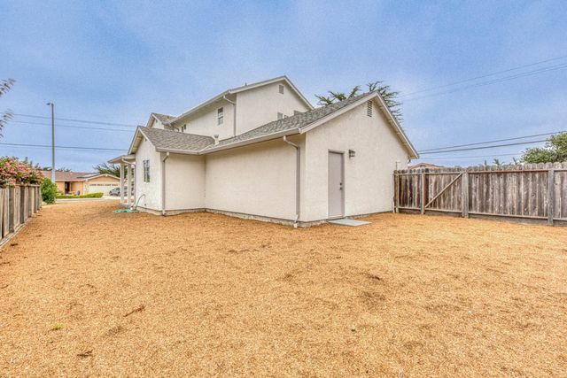 172 Paddon Place, Marina, CA 93933