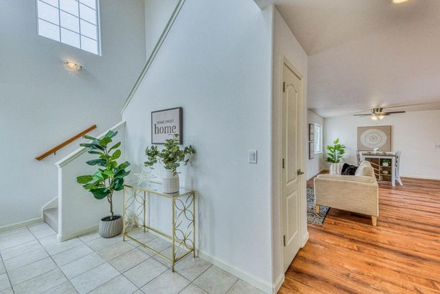 172 Paddon Place, Marina, CA 93933