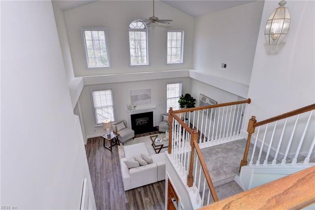 4023 Thorngate DR, Williamsburg, VA 23188