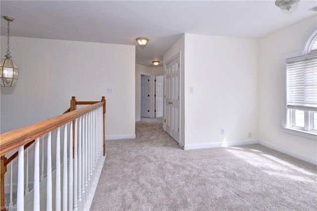 4023 Thorngate DR, Williamsburg, VA 23188