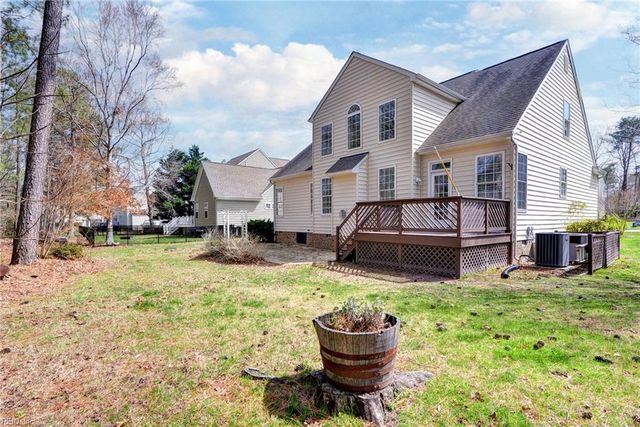 4023 Thorngate DR, Williamsburg, VA 23188