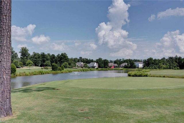 4023 Thorngate DR, Williamsburg, VA 23188