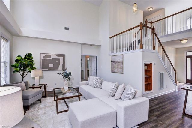 4023 Thorngate DR, Williamsburg, VA 23188