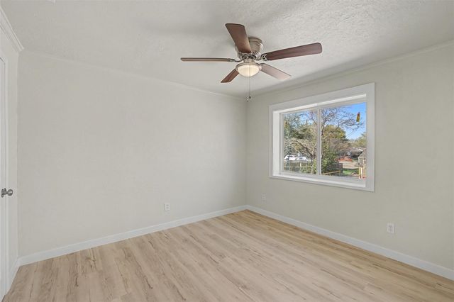 9021 White Settlement Road A, White Settlement, TX 76108