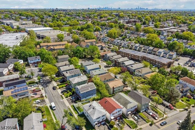 480 Boyden Ave, Maplewood Twp., NJ 07040