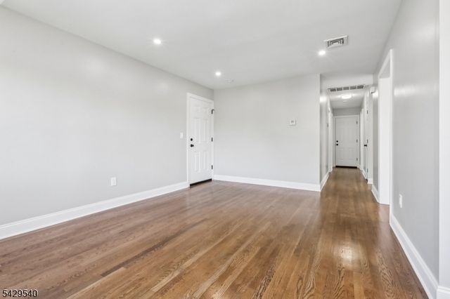 480 Boyden Ave, Maplewood Twp., NJ 07040