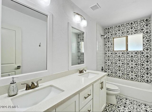 1415 W 7TH Street, Tempe, AZ 85281