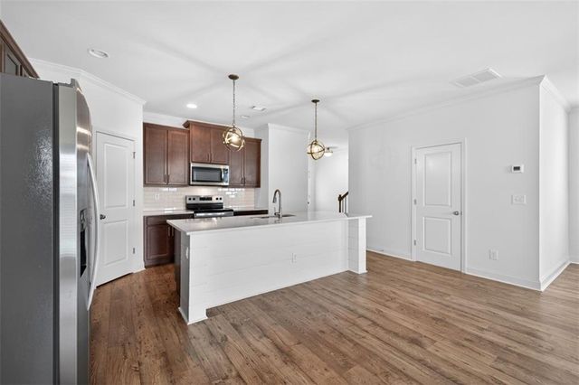 5524 Garens Way, Flowery Branch, GA 30542