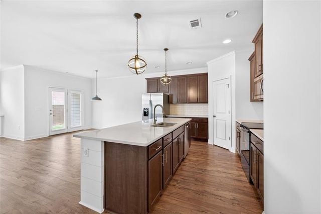 5524 Garens Way, Flowery Branch, GA 30542