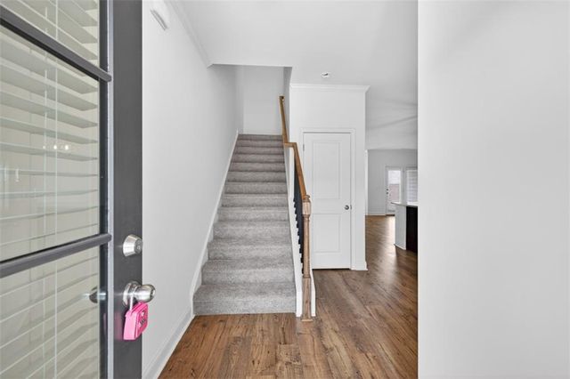 5524 Garens Way, Flowery Branch, GA 30542