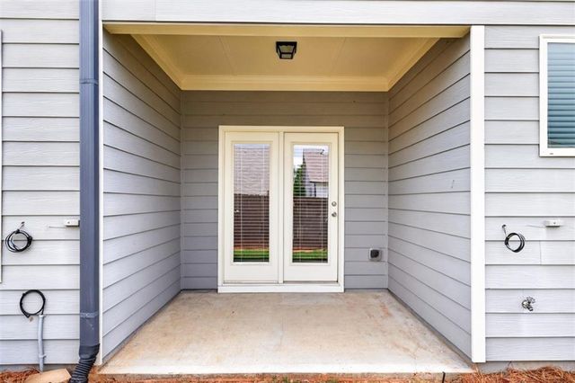 5524 Garens Way, Flowery Branch, GA 30542