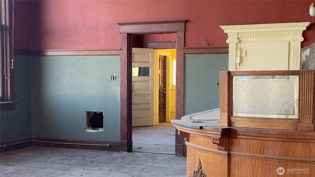 301 W Main Street, Almira, WA 99103