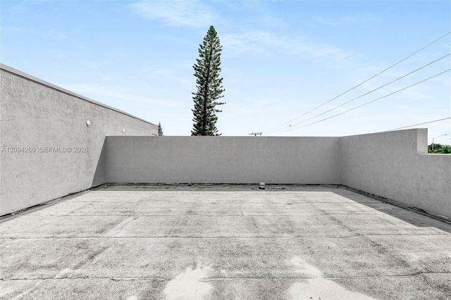 1123 NE 23rd Terrace, Pompano Beach, FL 33062